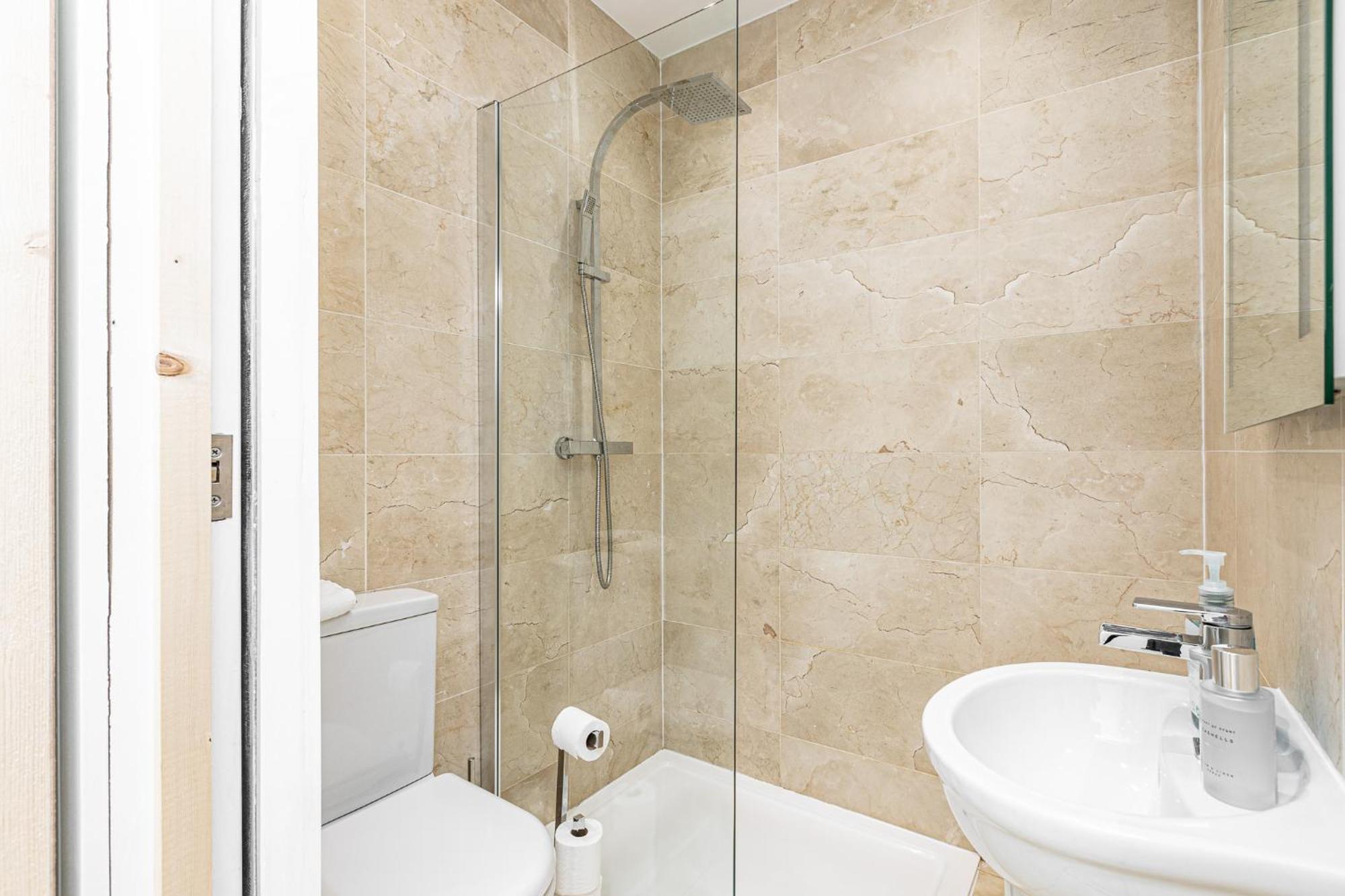 Modern 4 Bdr 3 Bth Apt Minutes From Edgware Road London Eksteriør billede